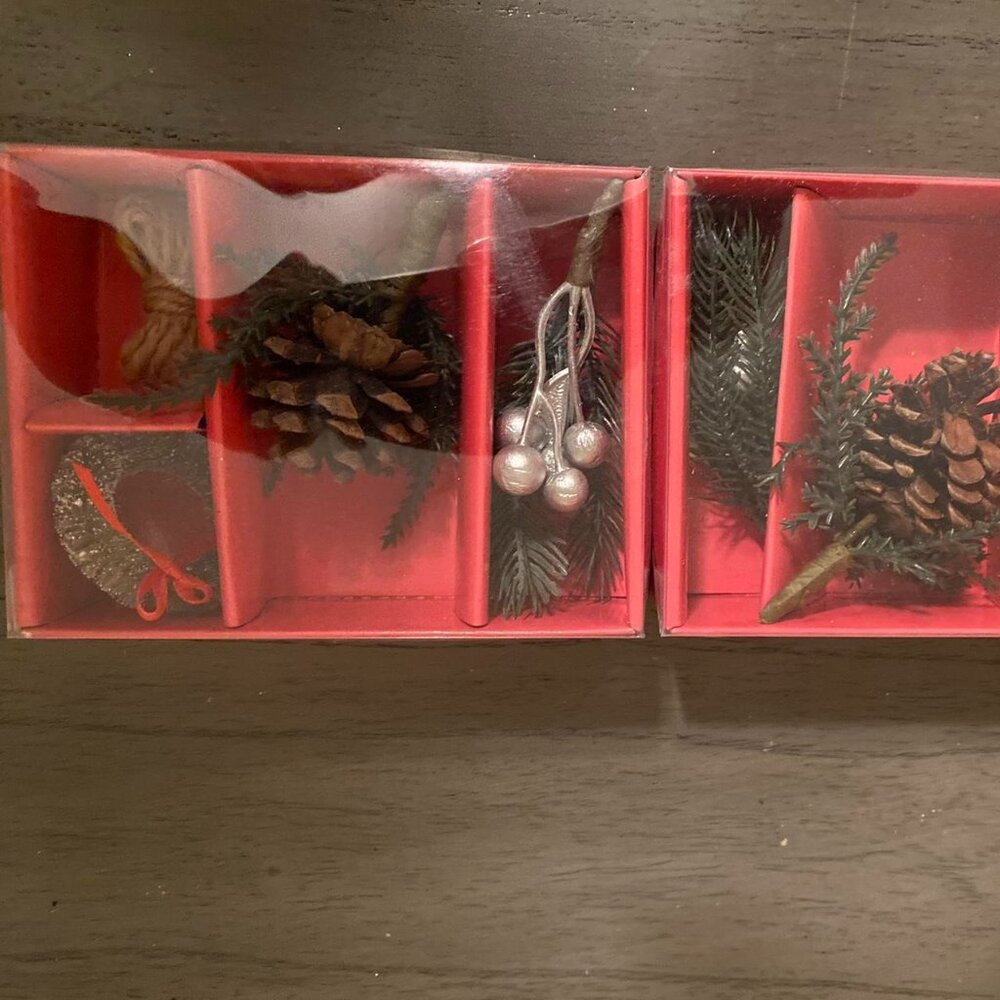 2 cute christmas 🎄 decor boxes